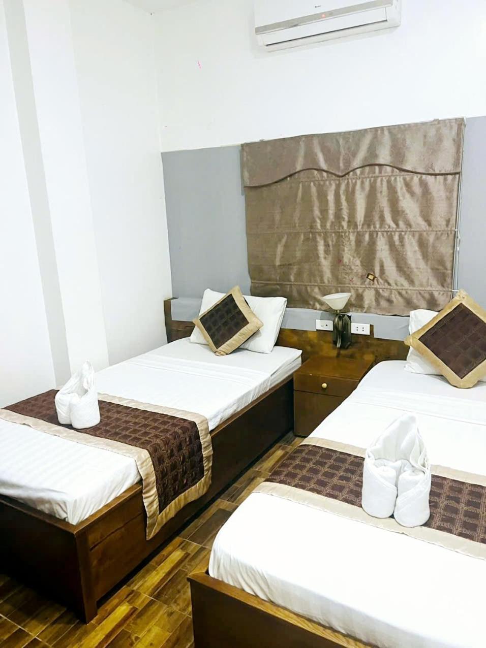 Vang Vieng Th Central Park Hotel Extérieur photo